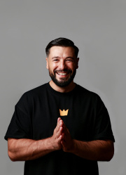 Cüneyt Akan - DRAMA KING &copy; Cüneyt Akan